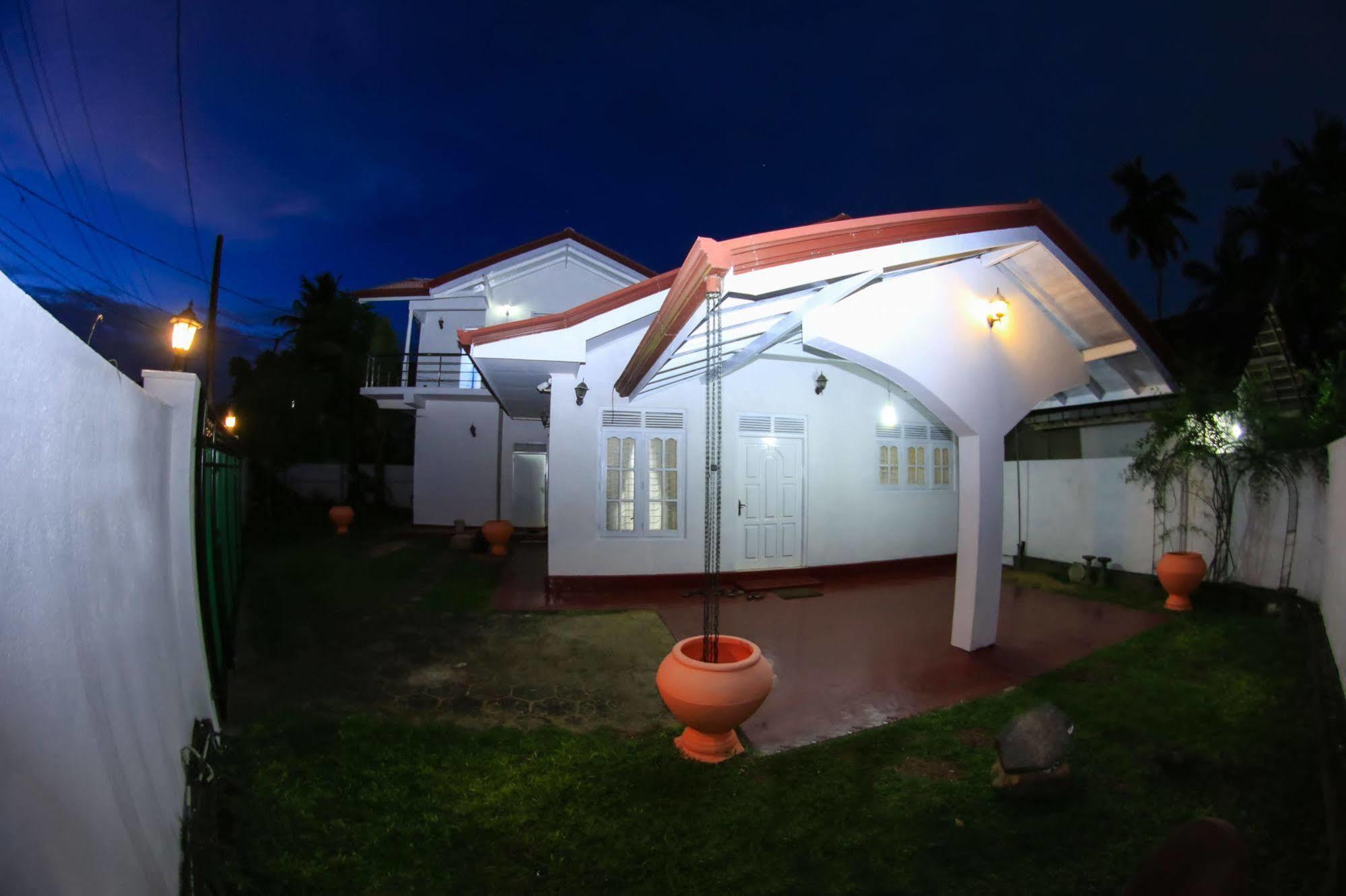 White Villa Weligama Extérieur photo